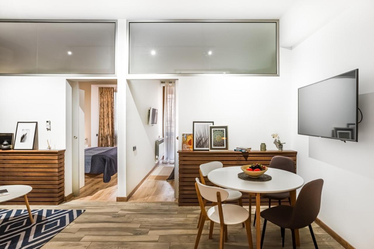 Hotelise I Tonic Apartment Yerevan Ngoại thất bức ảnh