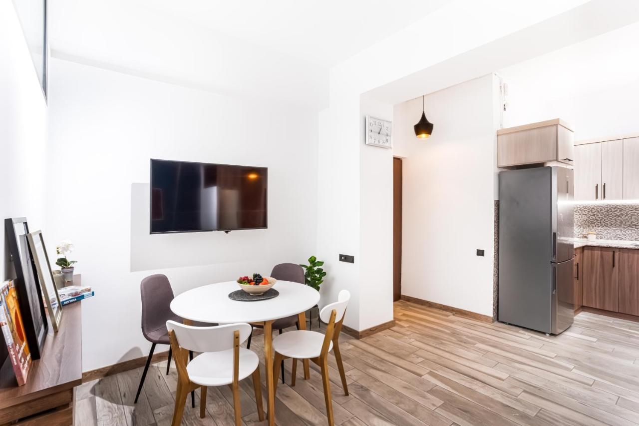 Hotelise I Tonic Apartment Yerevan Ngoại thất bức ảnh