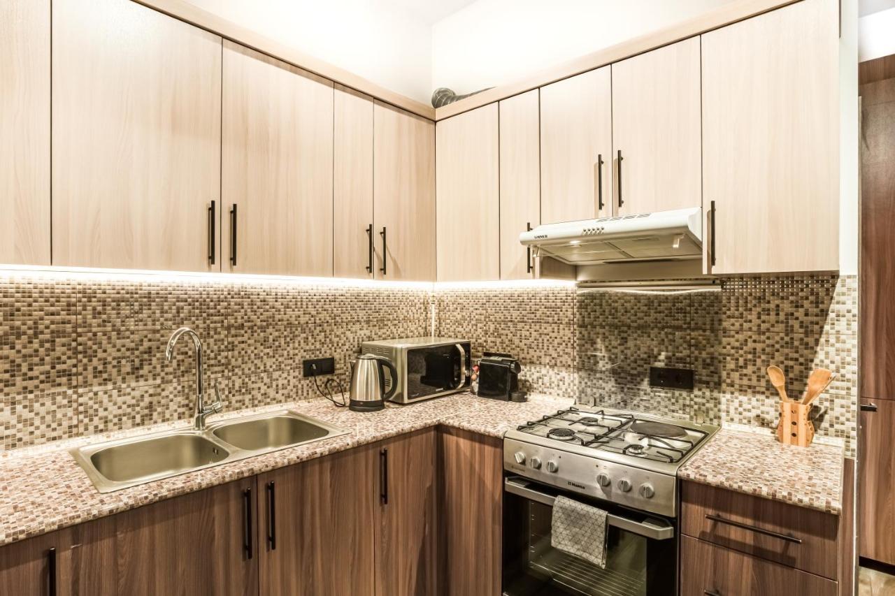 Hotelise I Tonic Apartment Yerevan Ngoại thất bức ảnh