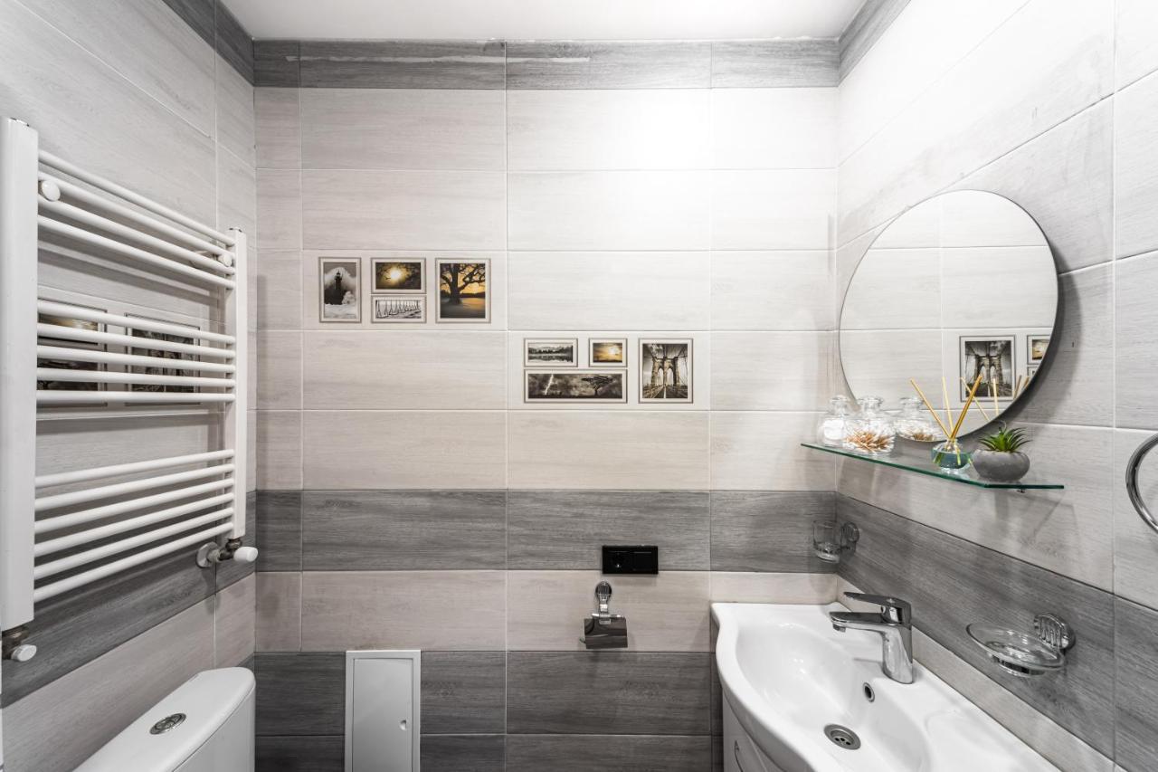 Hotelise I Tonic Apartment Yerevan Ngoại thất bức ảnh