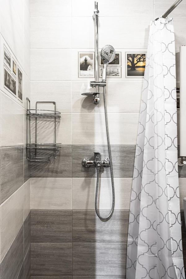 Hotelise I Tonic Apartment Yerevan Ngoại thất bức ảnh