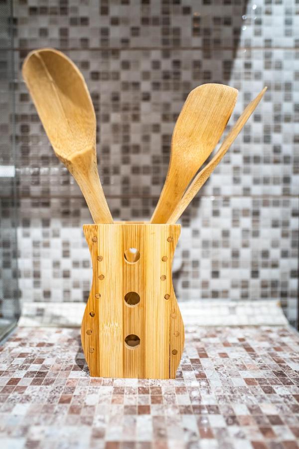 Hotelise I Tonic Apartment Yerevan Ngoại thất bức ảnh